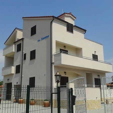 Vila Suzana Tribalj 外观 照片