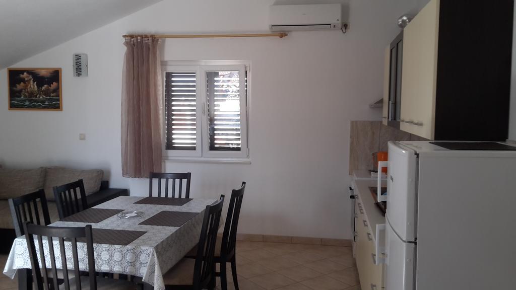 Vila Suzana Tribalj 外观 照片